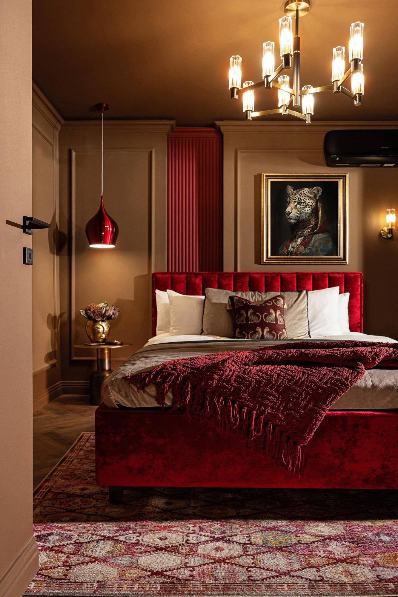 Qult - Obsidian Apartament *